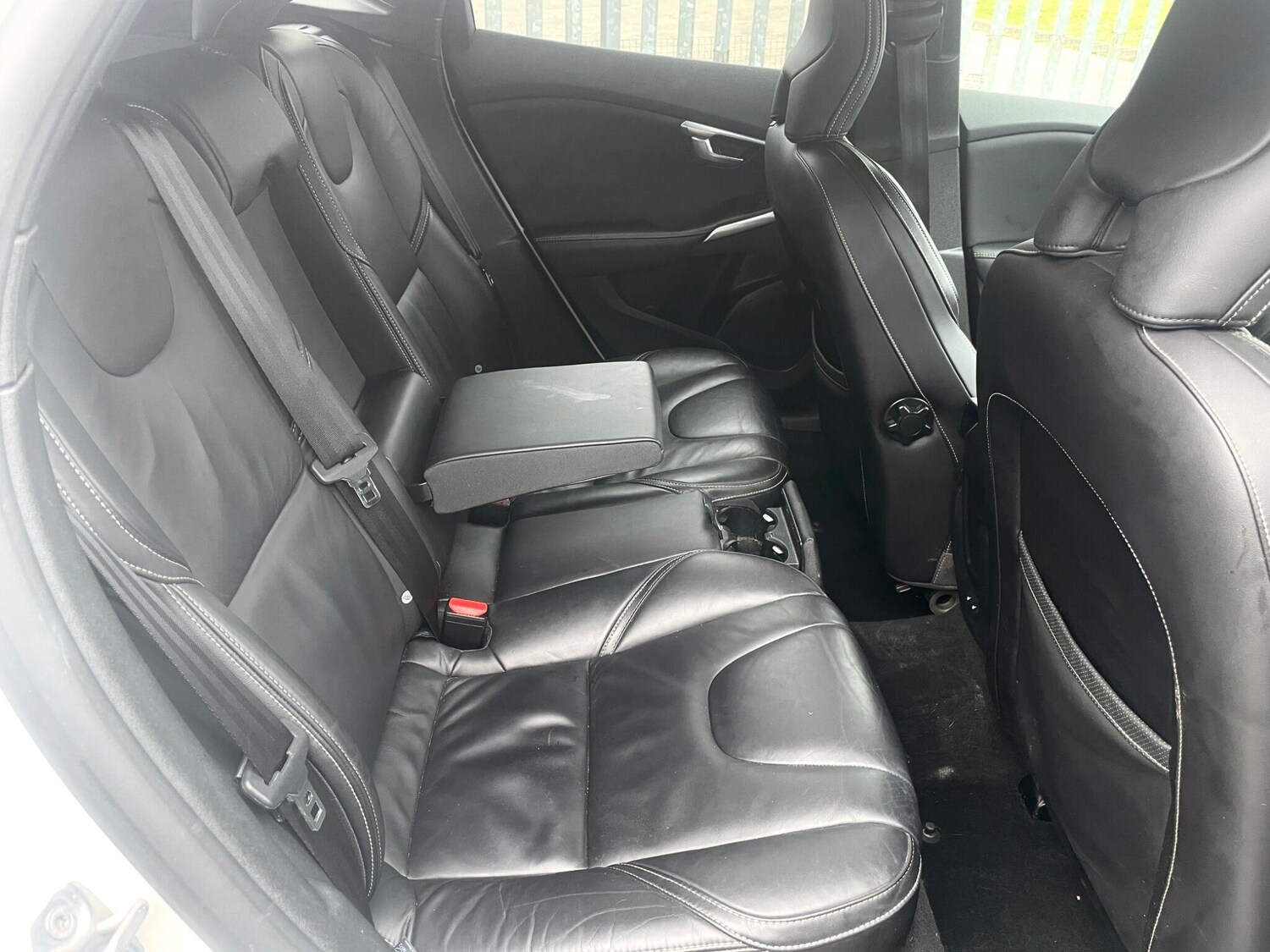 Used Volvo V40 2019 for sale - 77983043: Photo 10