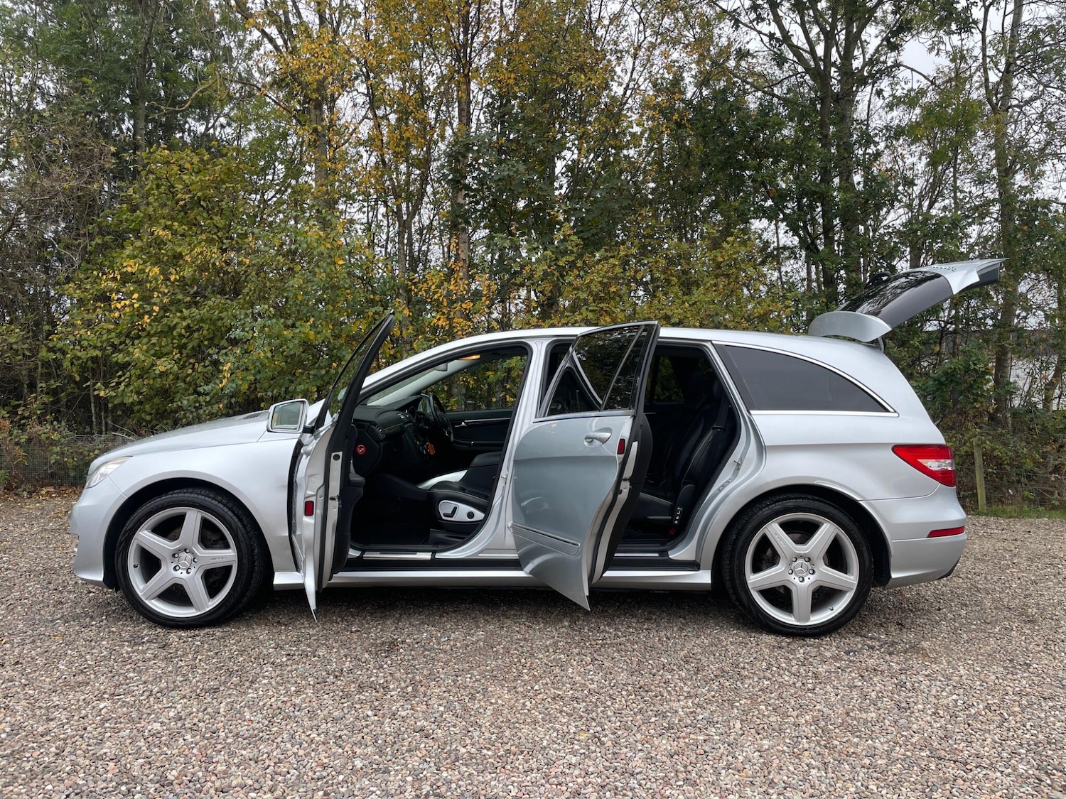 Used Mercedes-Benz R Class 2010 for sale - 76271849: Photo 8