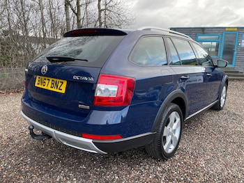 Used Skoda Octavia 2017 for sale - 77281199: Photo