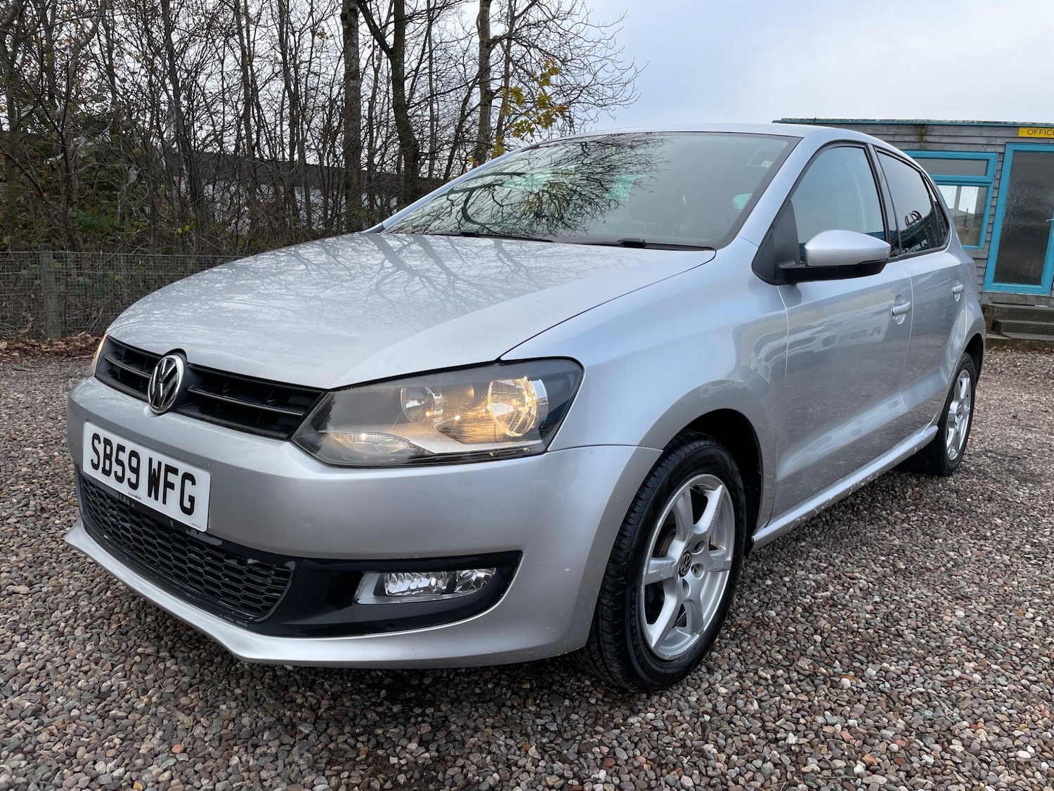 Used Volkswagen Polo 2010 for sale - 76754765: Photo 2