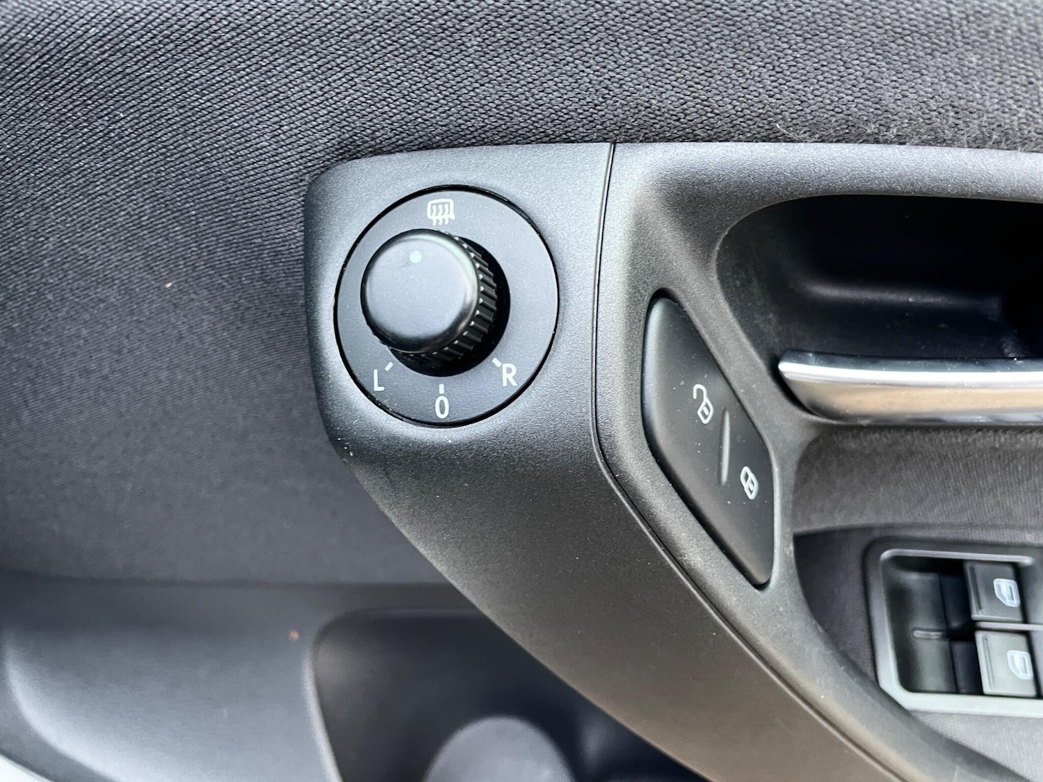 Used Volkswagen Polo 2010 for sale - 76754765: Photo 22