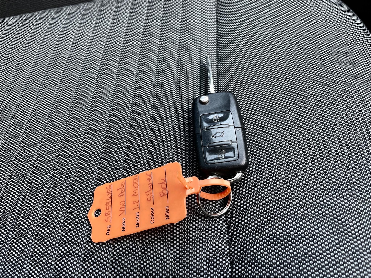 Used Volkswagen Polo 2010 for sale - 76754765: Photo 26