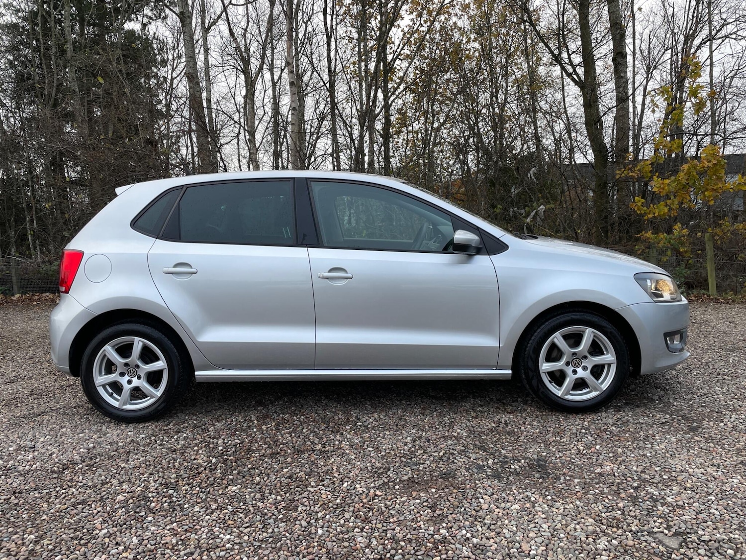 Used Volkswagen Polo 2010 for sale - 76754765: Photo 6