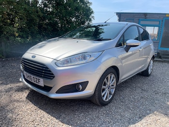 Used Ford Fiesta 2016 for sale - 79238188: Photo