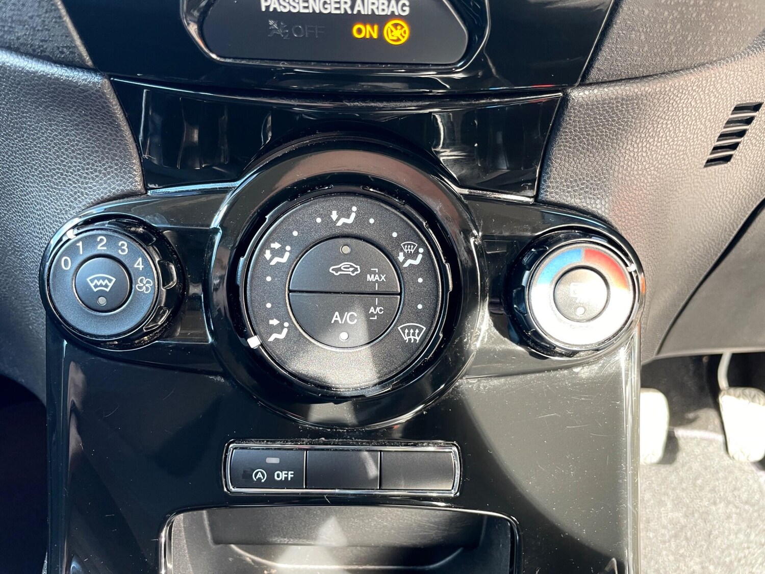 Used Ford Fiesta 2015 for sale - 78088756: Photo 20