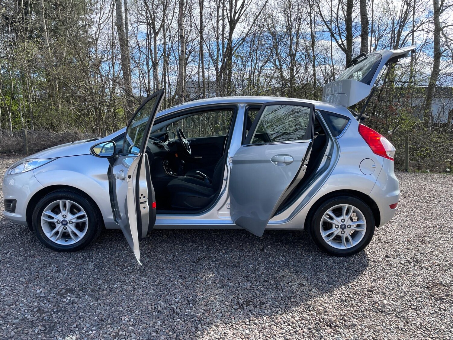 Used Ford Fiesta 2015 for sale - 78088756: Photo 8