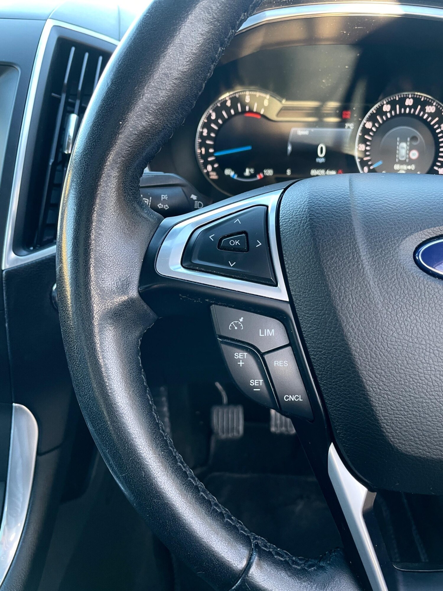 Used Ford Galaxy 2017 for sale - 76928171: Photo 35