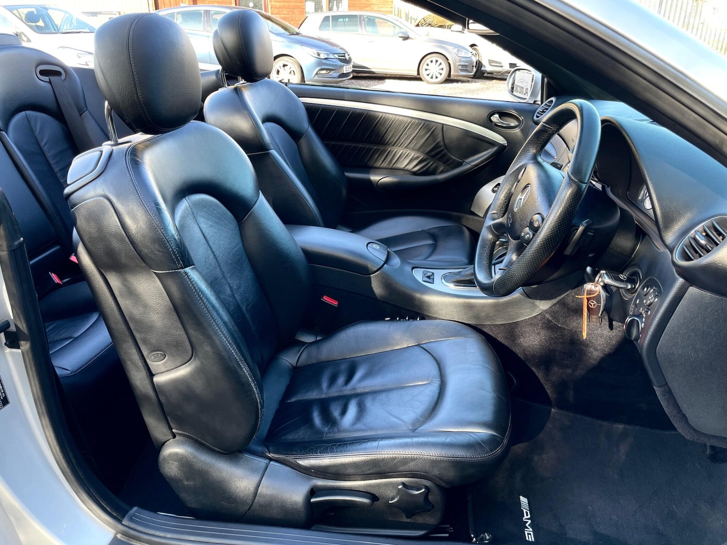 Used Mercedes-Benz CLK 2009 for sale - 76229355: Photo 16