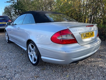 Used Mercedes-Benz CLK 2009 for sale - 76229355: Photo