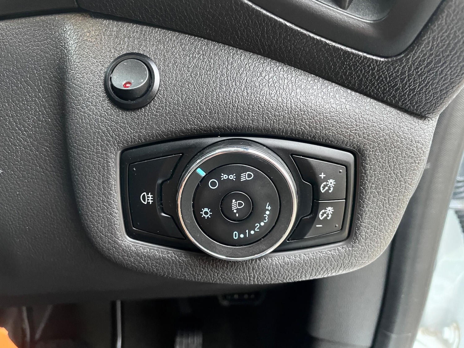 Used Ford Transit Connect 2016 for sale - 77373158: Photo 19