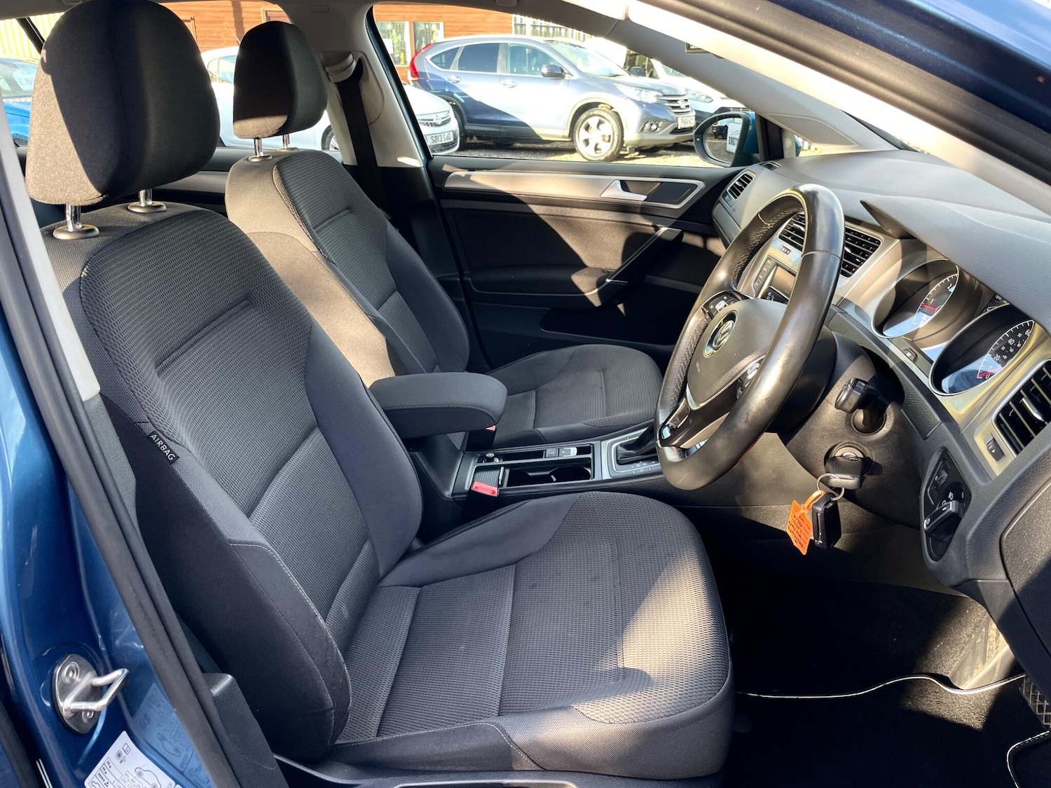 Used Volkswagen Golf 2016 for sale - 77218923: Photo 14