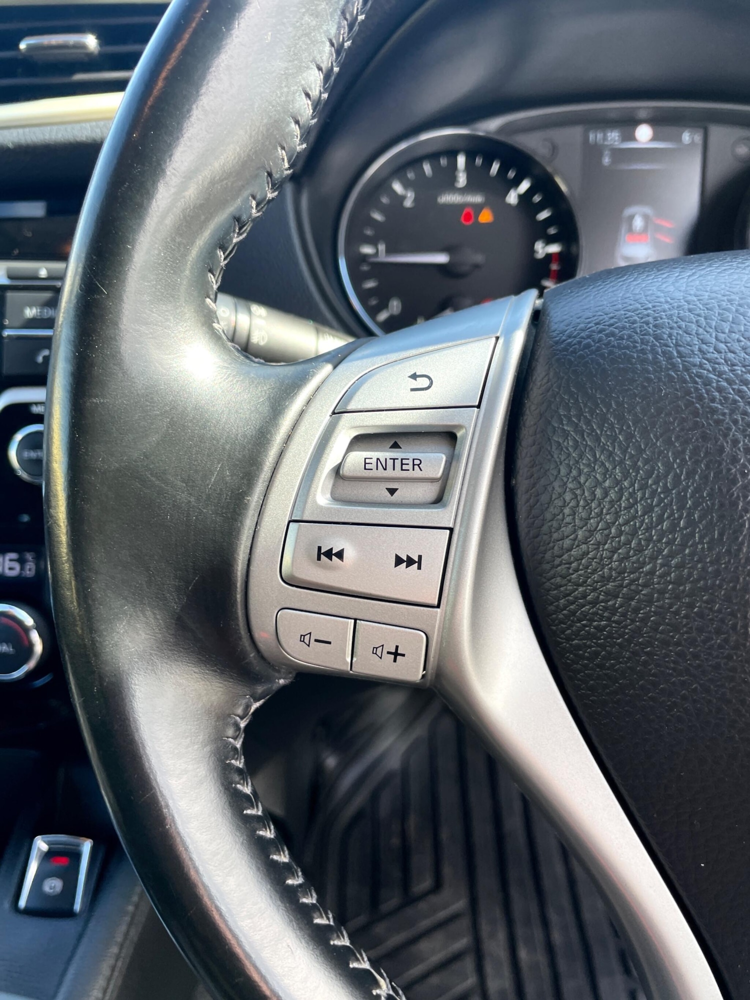 Used Nissan Qashqai 2015 for sale - 78220865: Photo 16