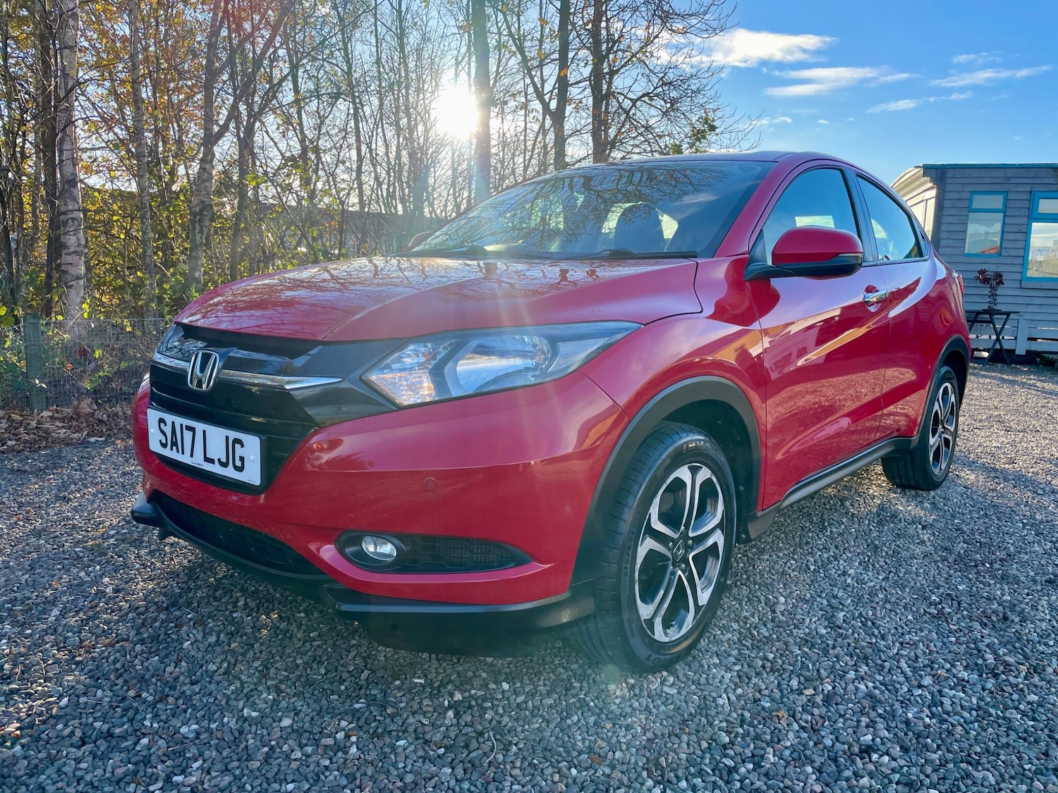 Used Honda HR-V 2017 for sale - 76648156: Photo 2