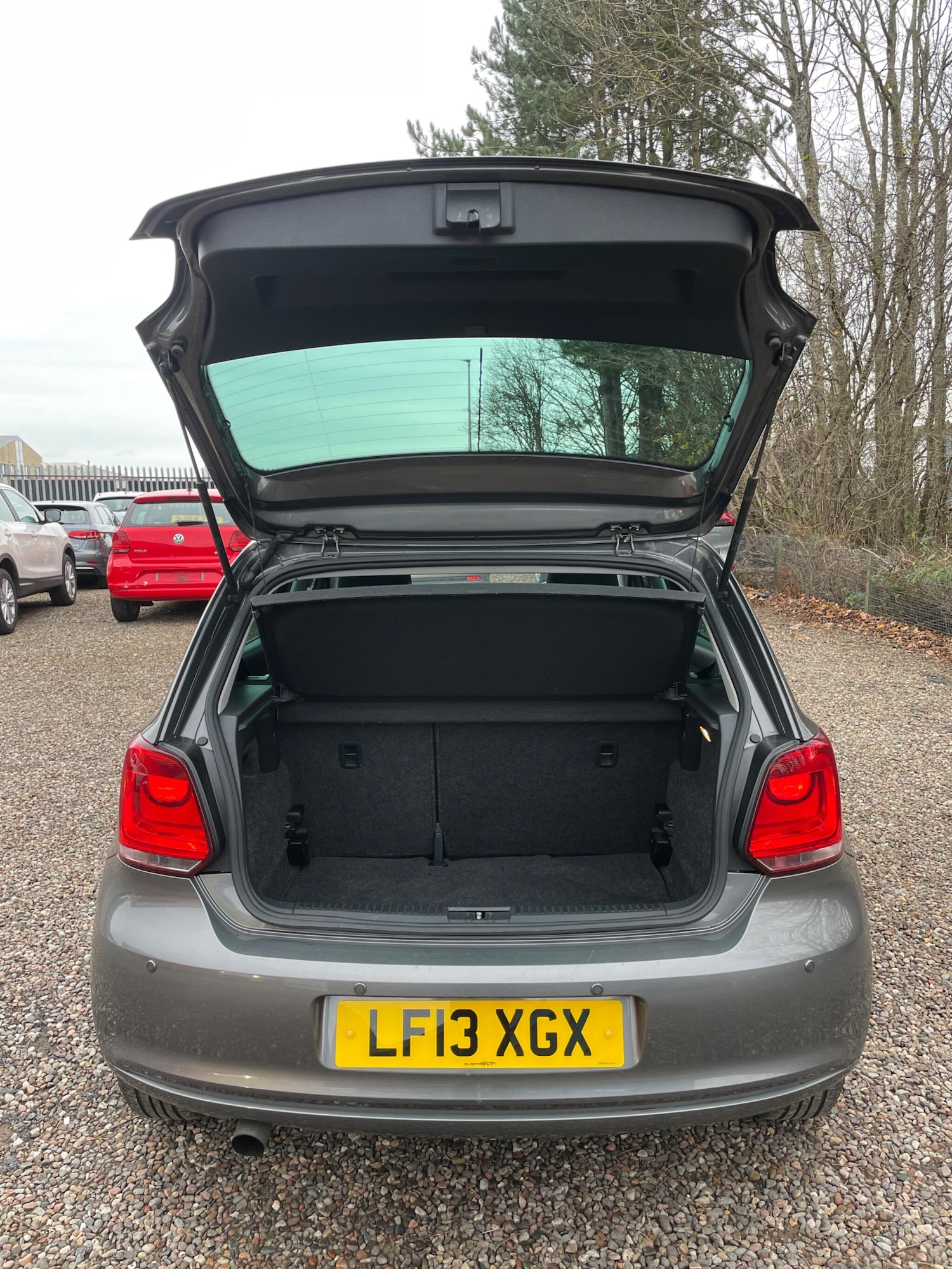 Used Volkswagen Polo 2013 for sale - 76937672: Photo 12