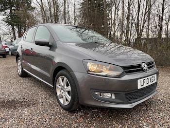 Used Volkswagen Polo 2013 for sale - 76937672: Photo