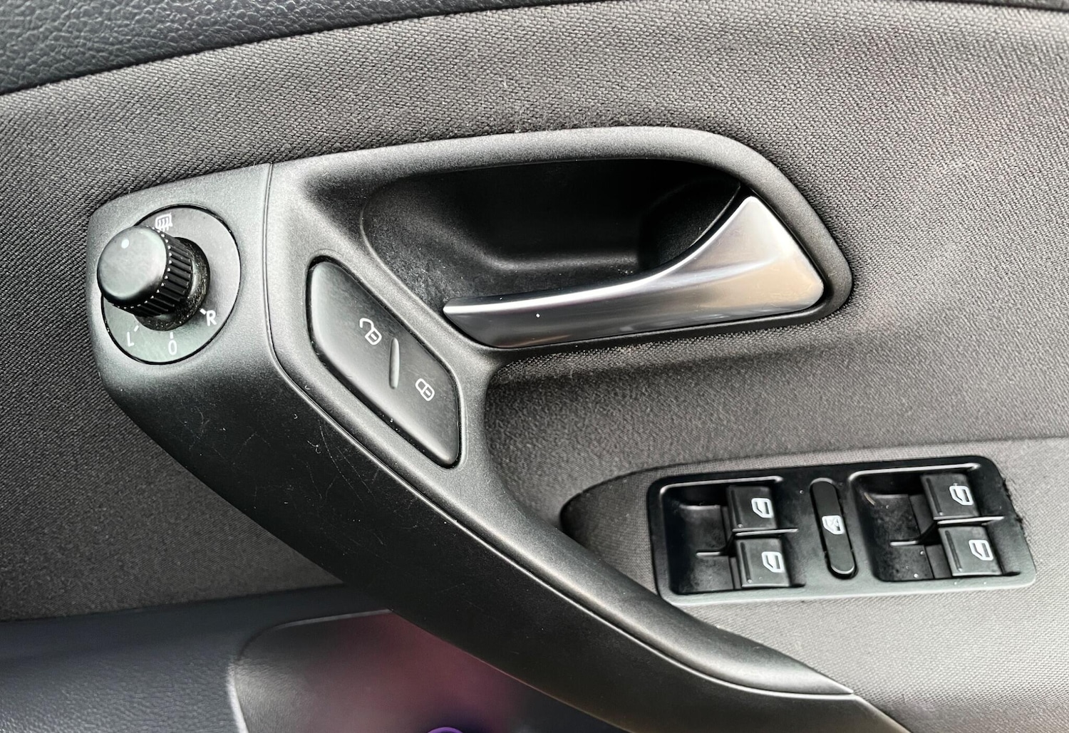 Used Volkswagen Polo 2013 for sale - 76937672: Photo 23