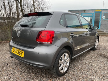 Used Volkswagen Polo 2013 for sale - 76937672: Photo