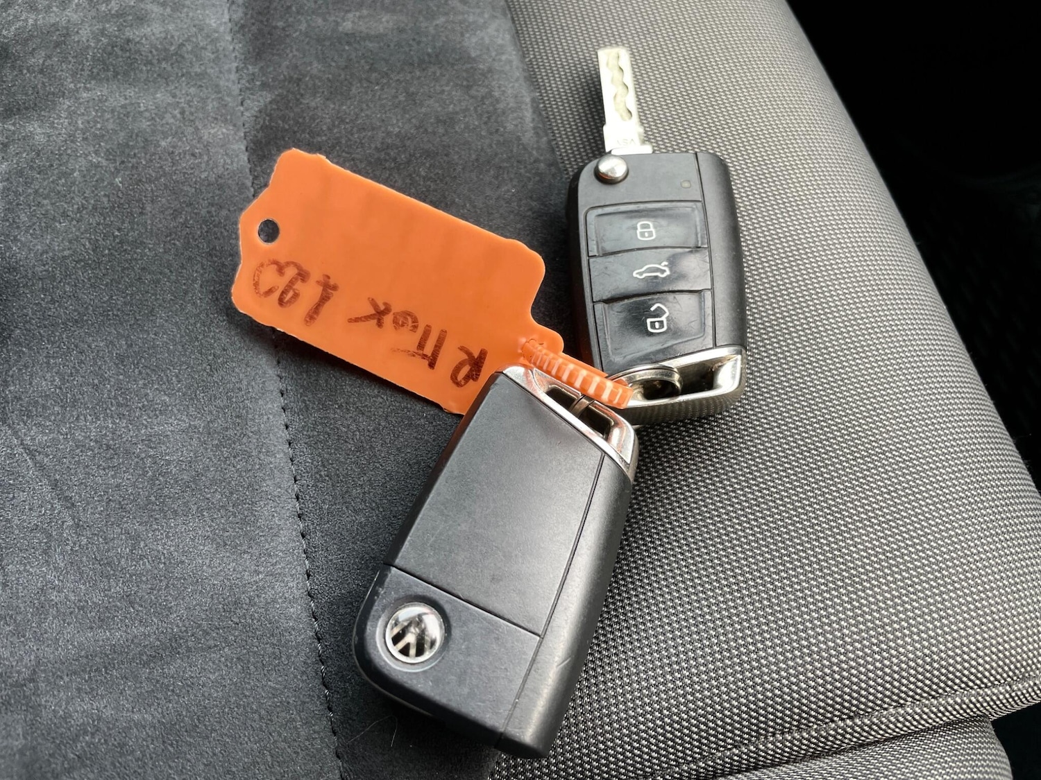 Used Volkswagen Golf 2013 for sale - 75672007: Photo 32