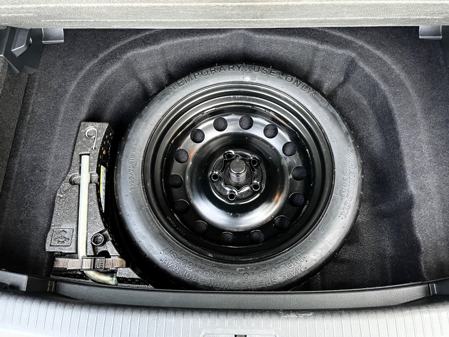 Used Volkswagen Golf 2013 for sale - 75672007: Photo 33