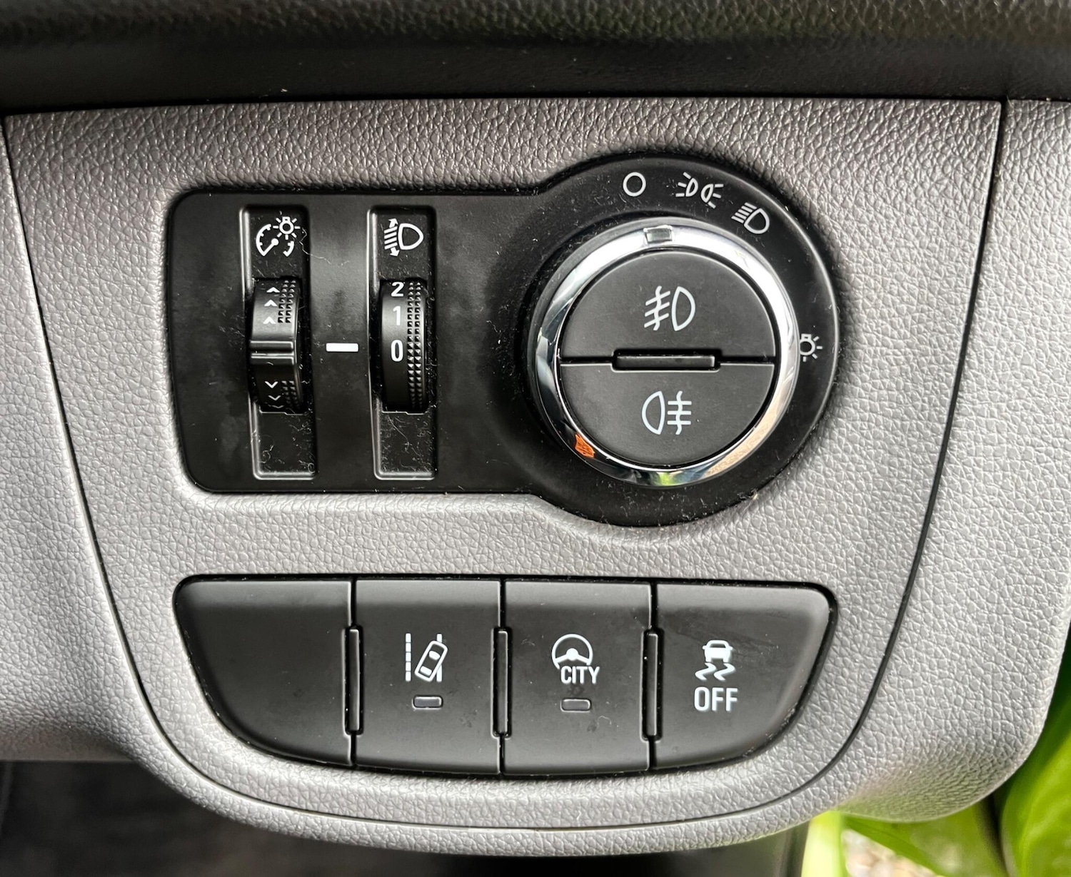 Used Vauxhall Viva 2015 for sale - 76168613: Photo 22