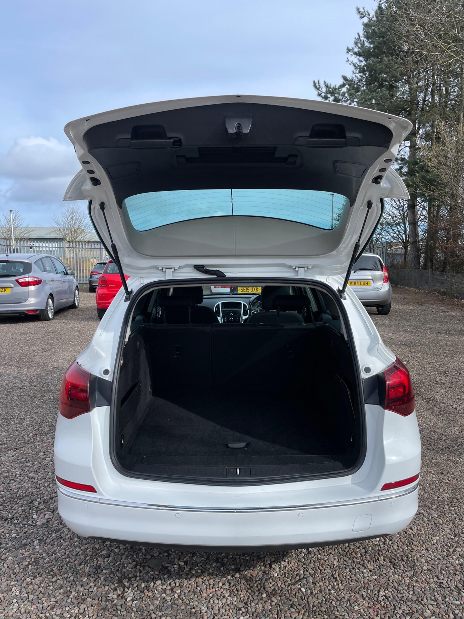 Used Vauxhall Astra 2012 for sale - 77894036: Photo 11