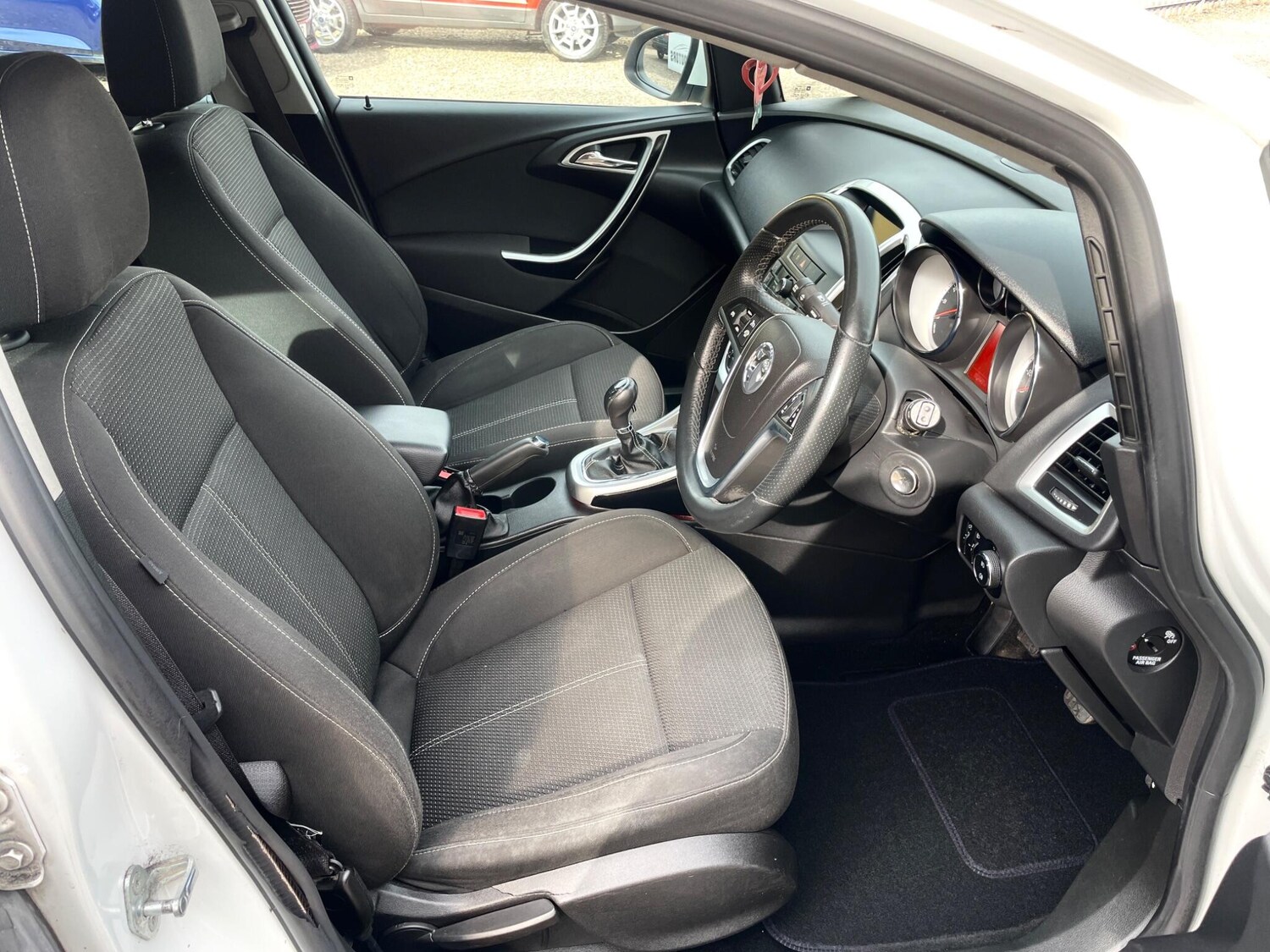 Used Vauxhall Astra 2012 for sale - 77894036: Photo 12