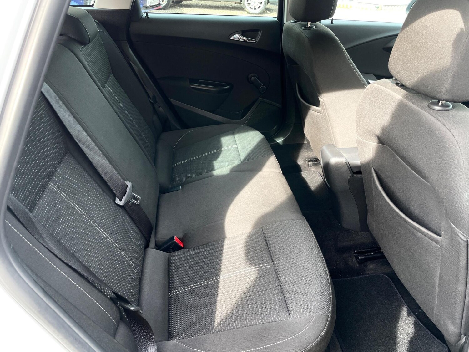 Used Vauxhall Astra 2012 for sale - 77894036: Photo 13