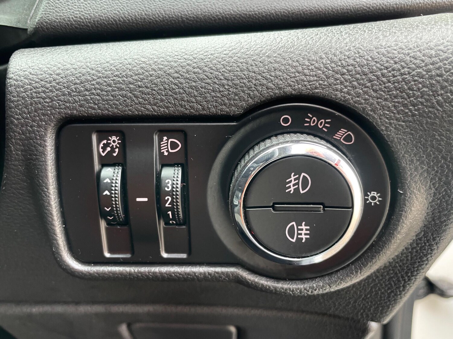 Used Vauxhall Astra 2012 for sale - 77894036: Photo 20