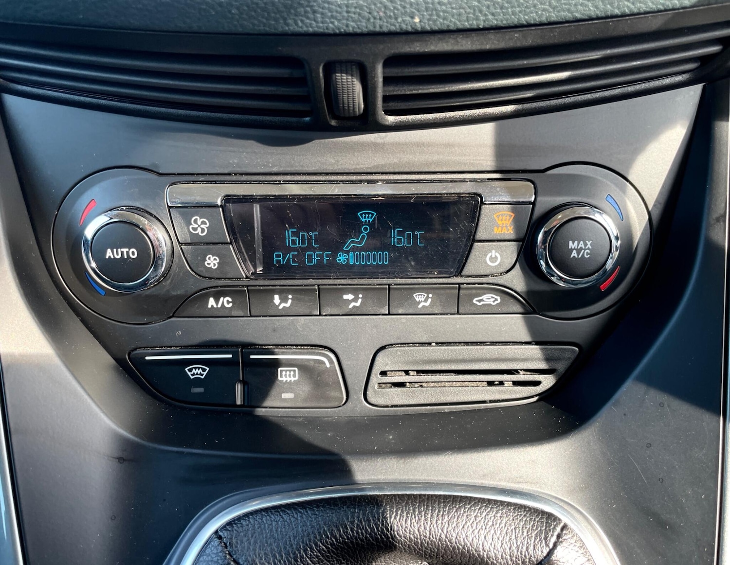 Used Ford C-Max 2015 for sale - 77983061: Photo 21