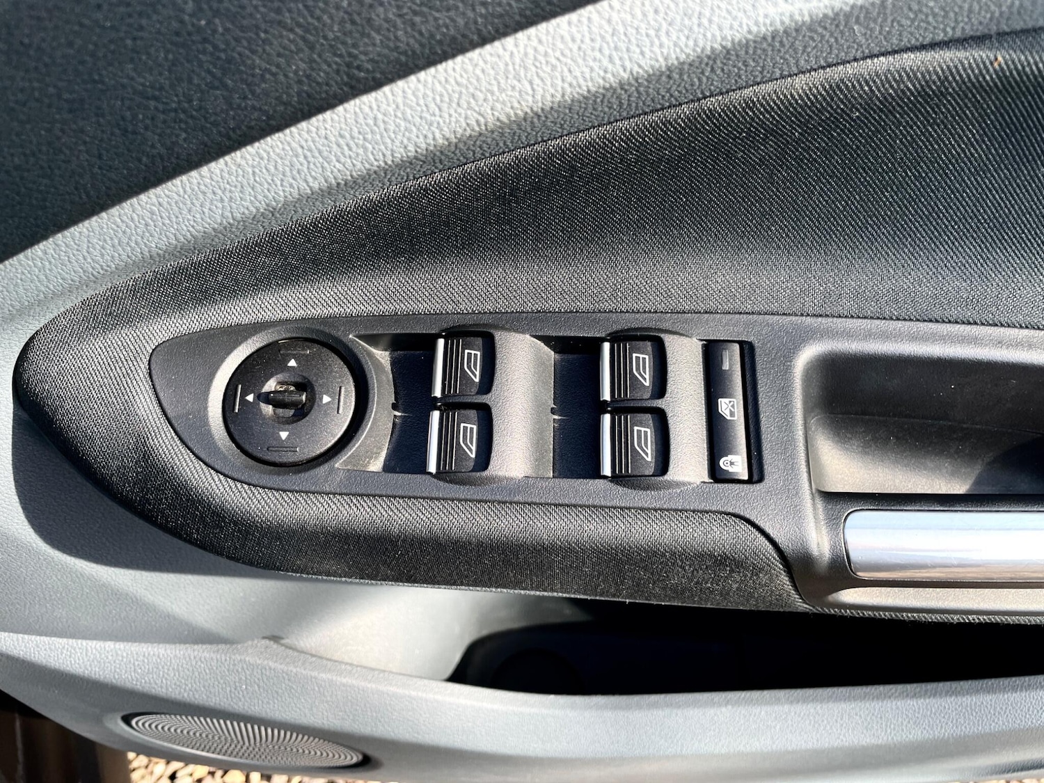 Used Ford C-Max 2015 for sale - 77983061: Photo 24