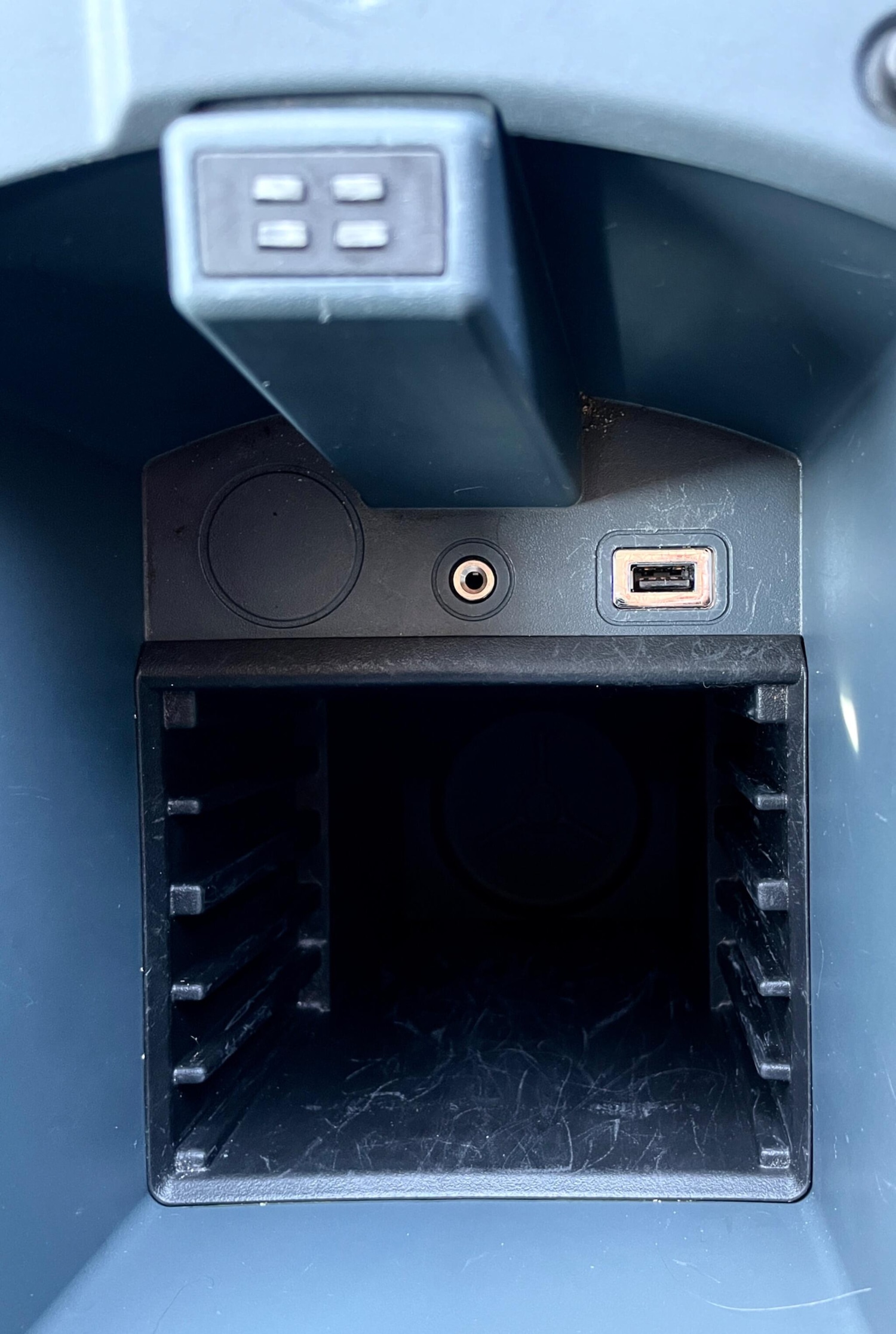 Used Ford C-Max 2015 for sale - 77983061: Photo 28