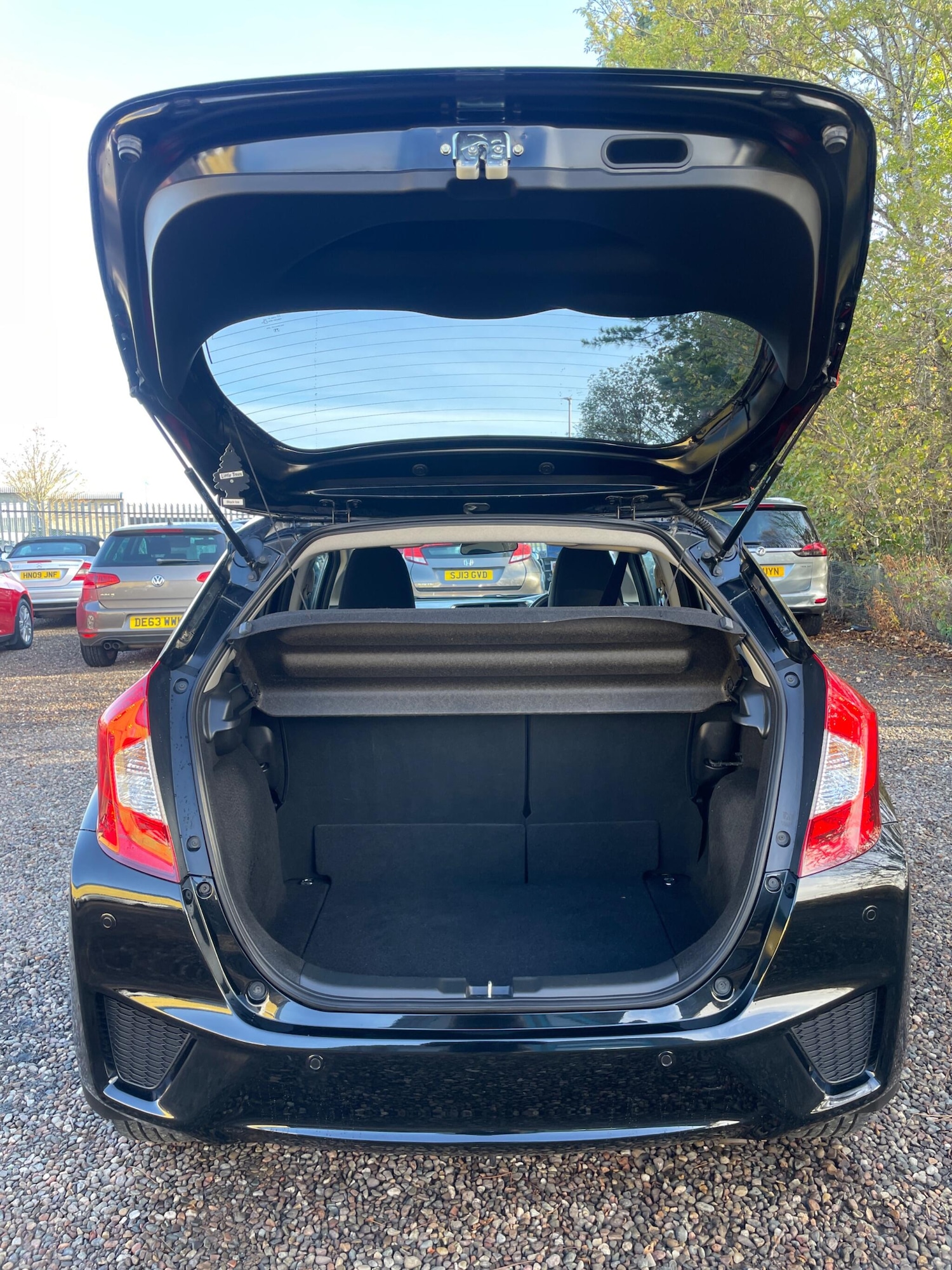 Used Honda Jazz 2016 for sale - 76420253: Photo 16