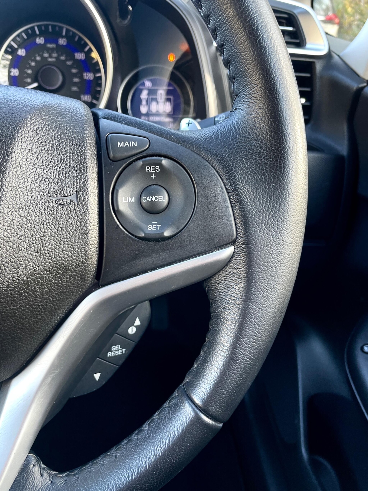 Used Honda Jazz 2016 for sale - 76420253: Photo 22