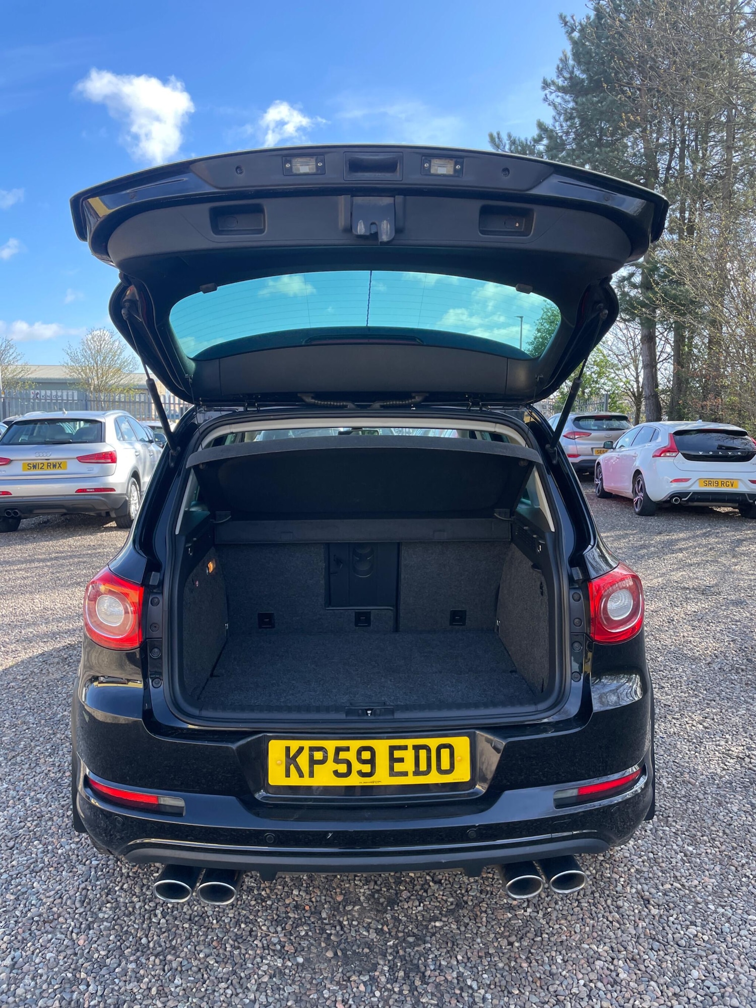 Used Volkswagen Tiguan 2009 for sale - 78206844: Photo 11