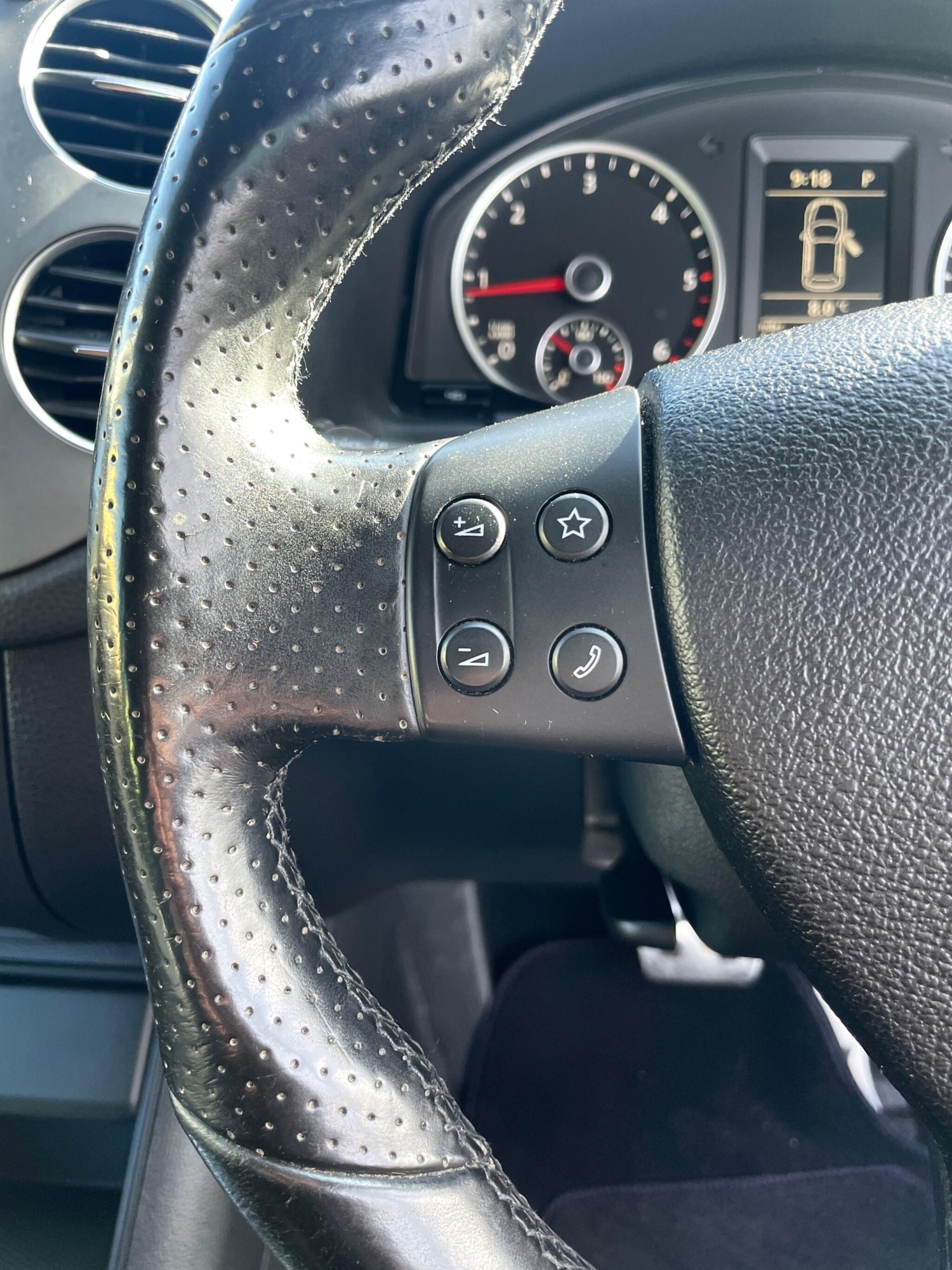 Used Volkswagen Tiguan 2009 for sale - 78206844: Photo 16