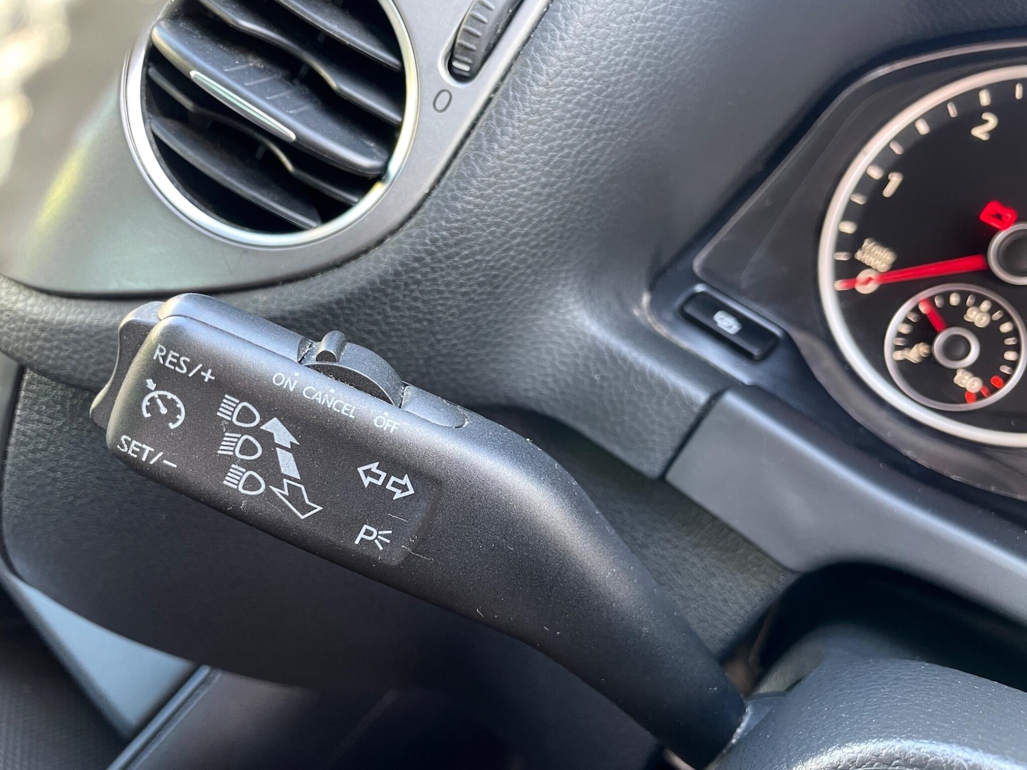 Used Volkswagen Tiguan 2009 for sale - 78206844: Photo 20