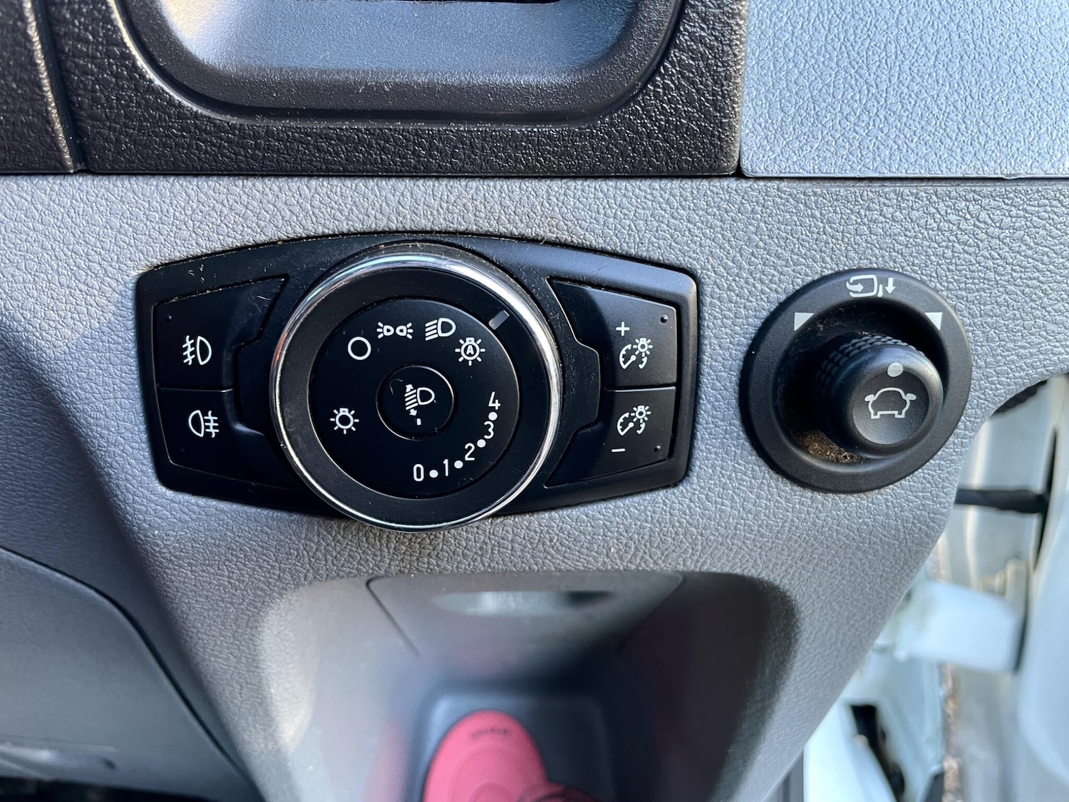 Used Ford Transit 2017 for sale - 76635920: Photo 6