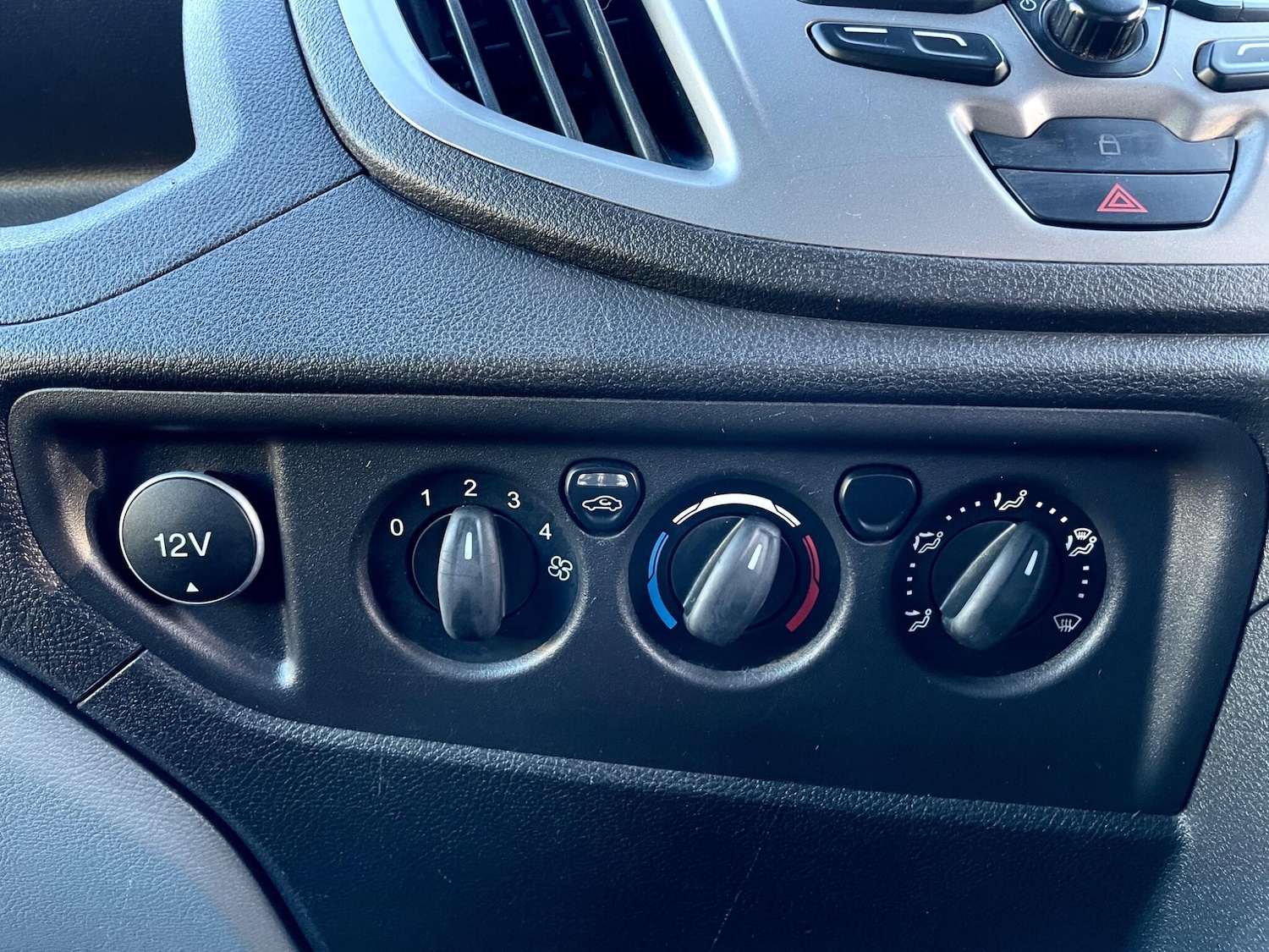 Used Ford Transit 2017 for sale - 76635920: Photo 8