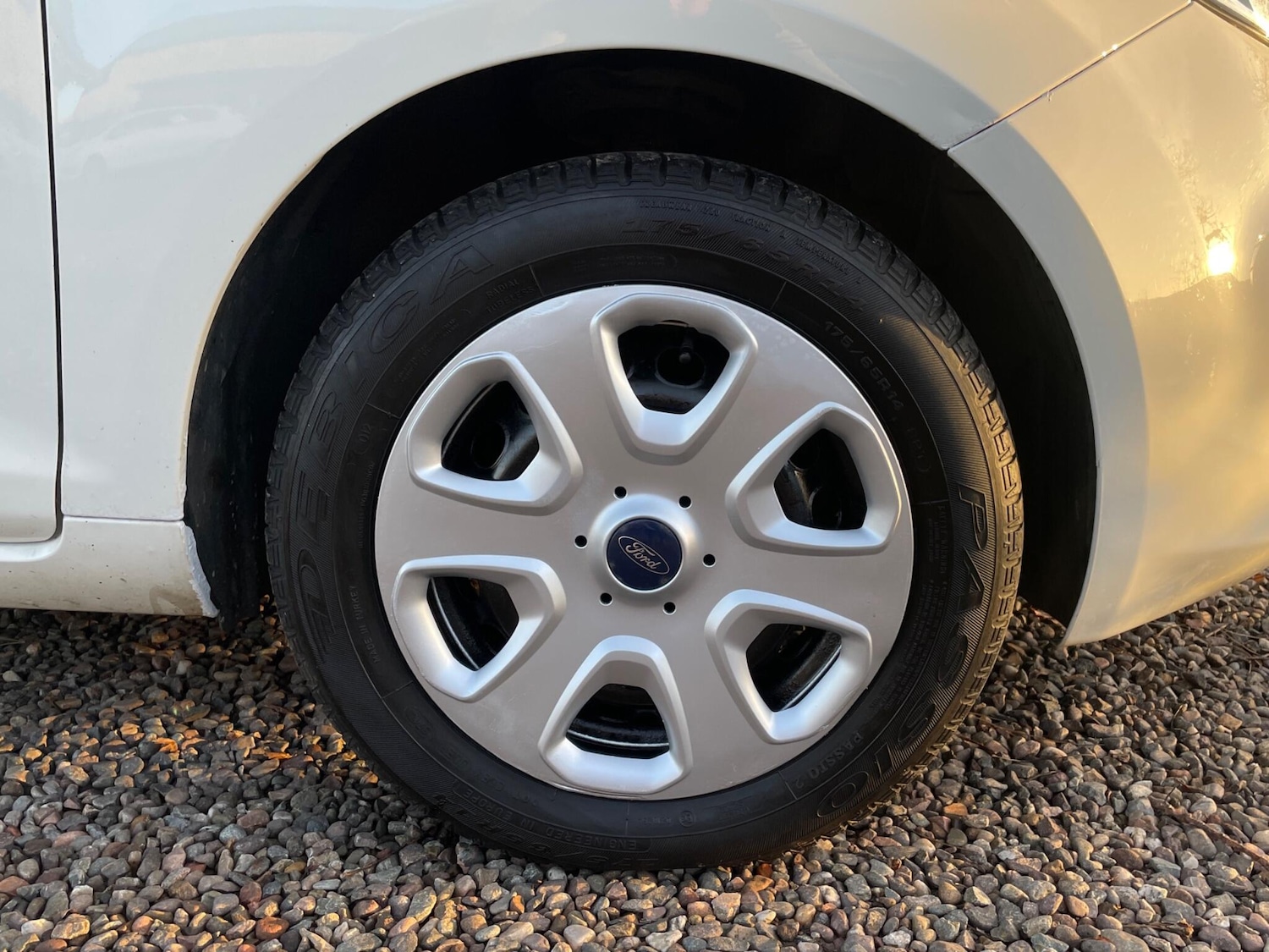 Used Ford Ka 2013 for sale - 76928191: Photo 19