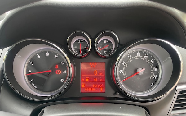 Used Vauxhall Zafira Tourer 2014 for sale - 76315763: Photo 18
