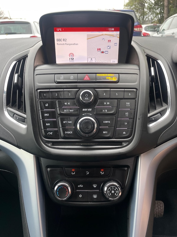 Used Vauxhall Zafira Tourer 2014 for sale - 76315763: Photo 21