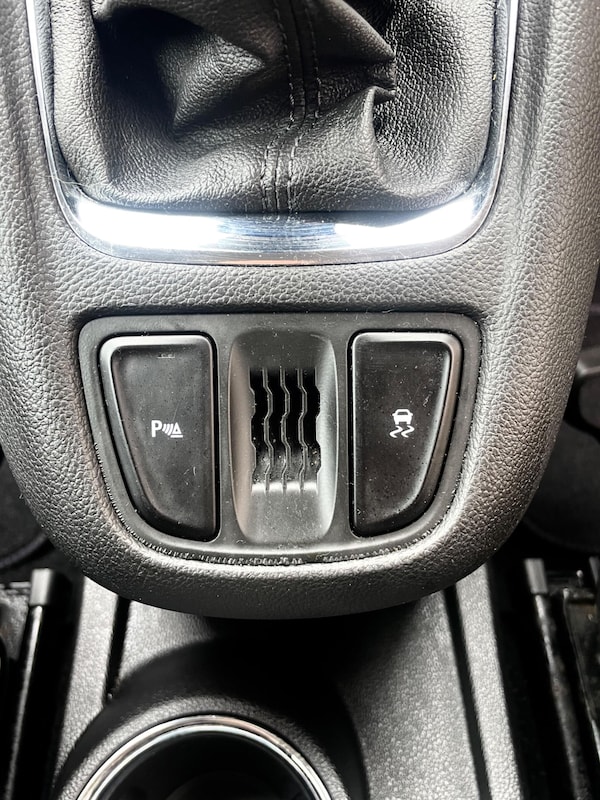 Used Vauxhall Zafira Tourer 2014 for sale - 76315763: Photo 23
