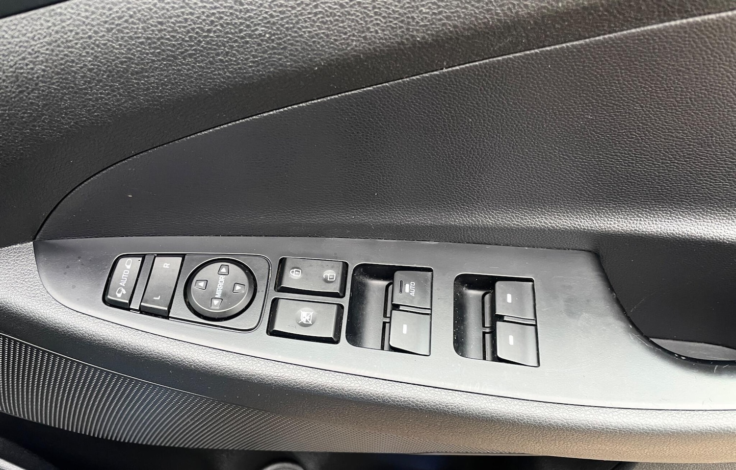 Used Hyundai TUCSON 2017 for sale - 77911366: Photo 26