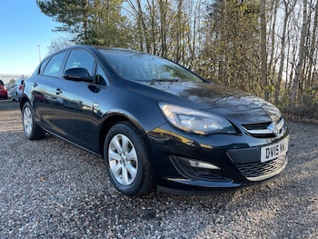 Used Vauxhall Astra 2015 for sale - 76623787: Photo