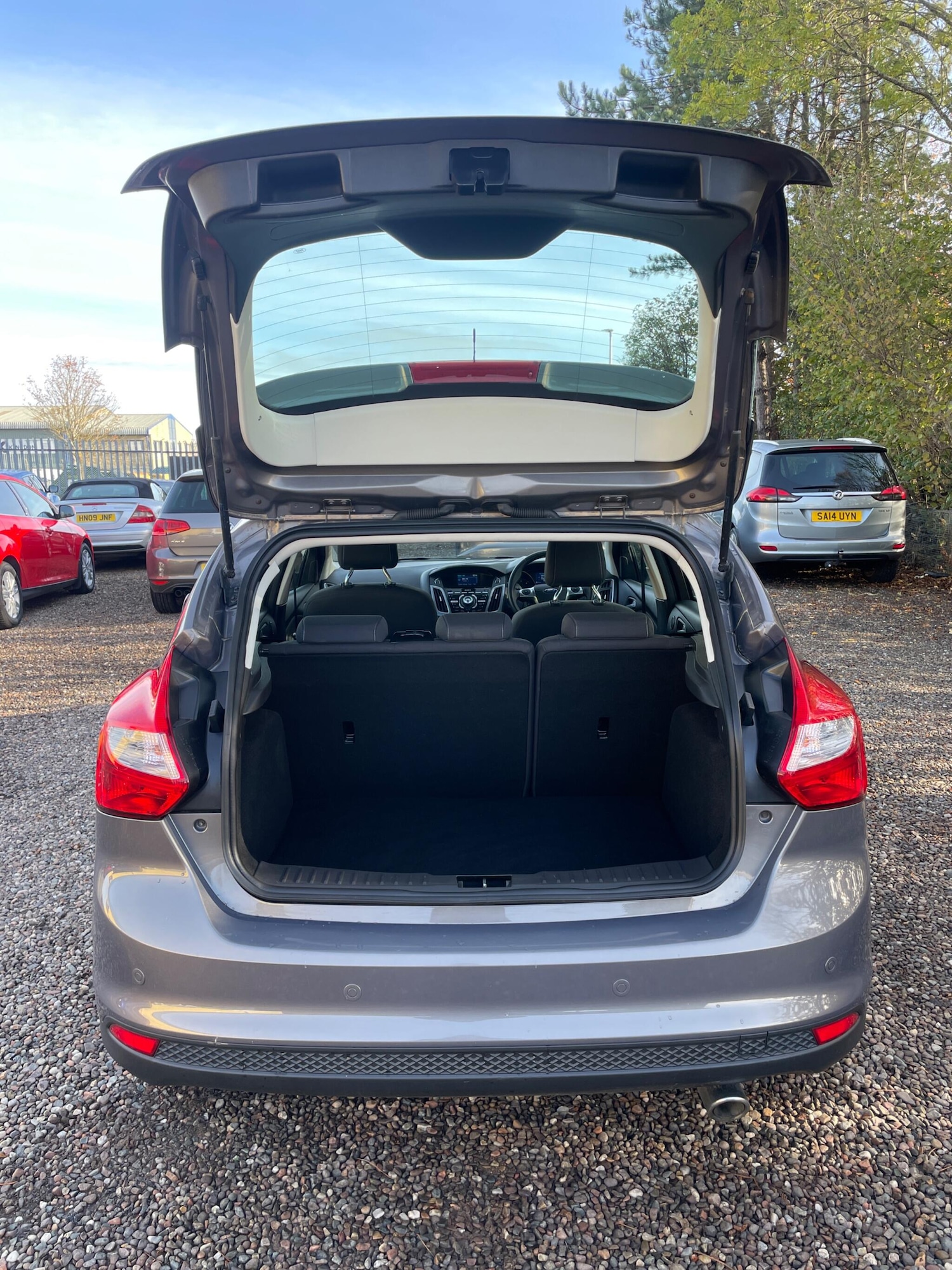 Used Ford Focus 2011 for sale - 76420271: Photo 12