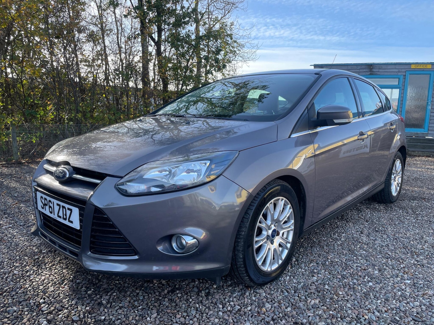 Used Ford Focus 2011 for sale - 76420271: Photo 2