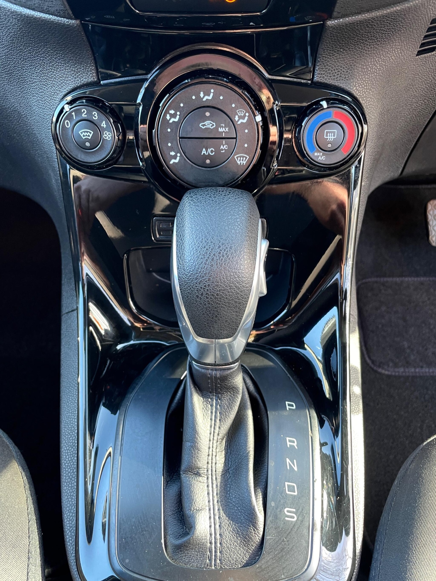 Used Ford Fiesta 2016 for sale - 77698348: Photo 19