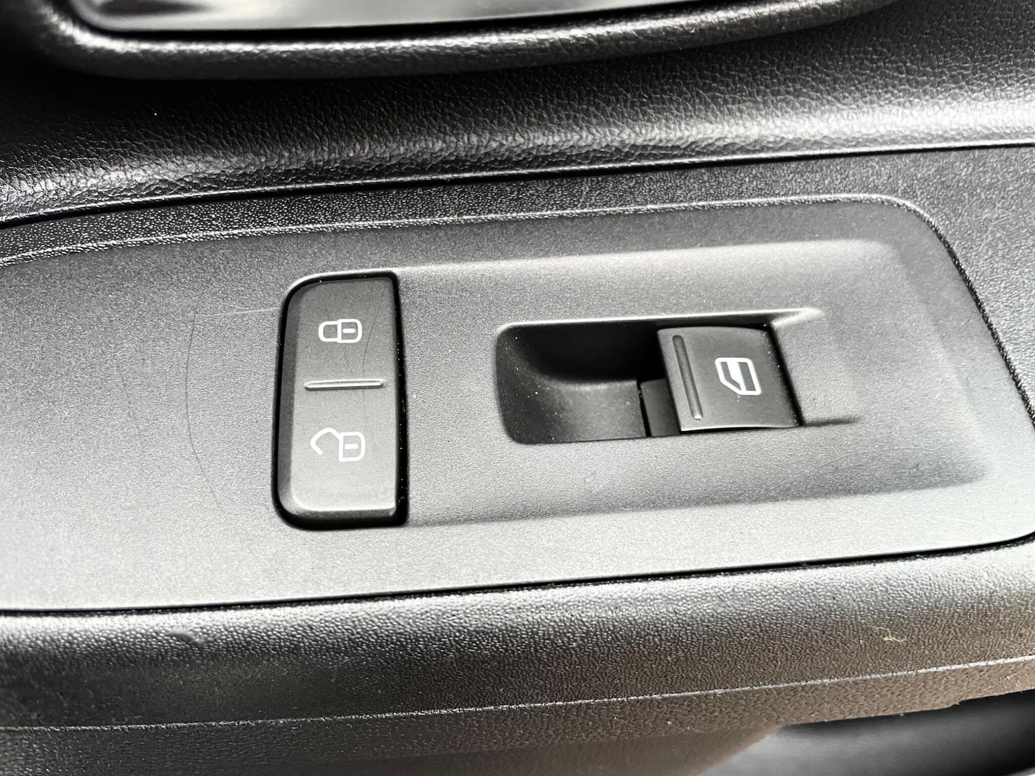 Used Volkswagen up! 2013 for sale - 76717520: Photo 24