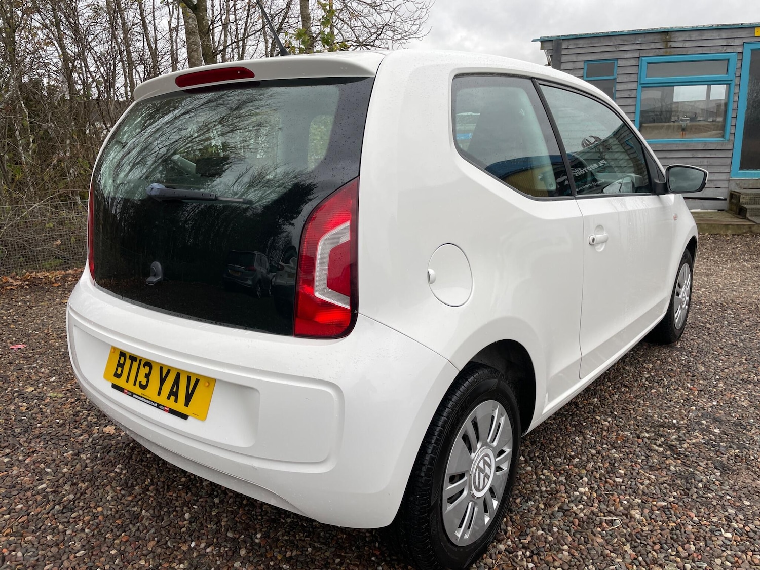 Used Volkswagen up! 2013 for sale - 76717520: Photo 3