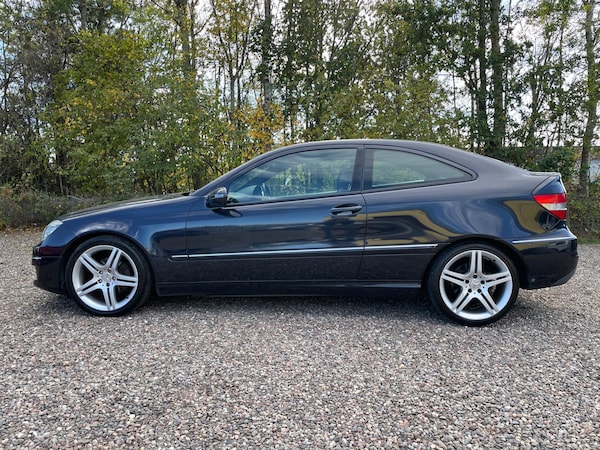 Used Mercedes-Benz CLC 2010 for sale - 76229359: Photo 6